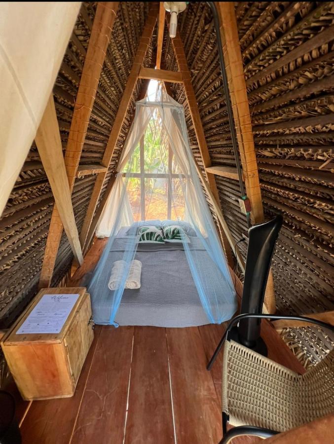 Sasy Tipis Hotell Santa Catalina Exteriör bild